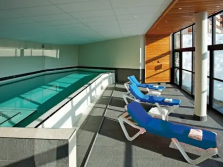 Appartement 6 pers. ski aux pieds, piscine chauffée - Photo 8