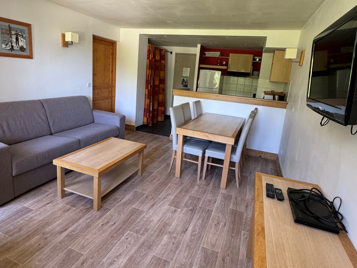 Appartement 6 pers. aux pieds des pistes, piscine chauffée - Photo 2