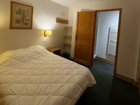Appartement 3P aux pieds des pistes avec piscine chauffée : photo 2