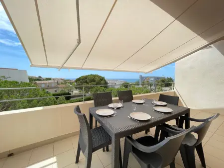 Location appartement à Sète, Bel Appartement T4 à Sète avec Terrasse, Climatisation et Parking Privé