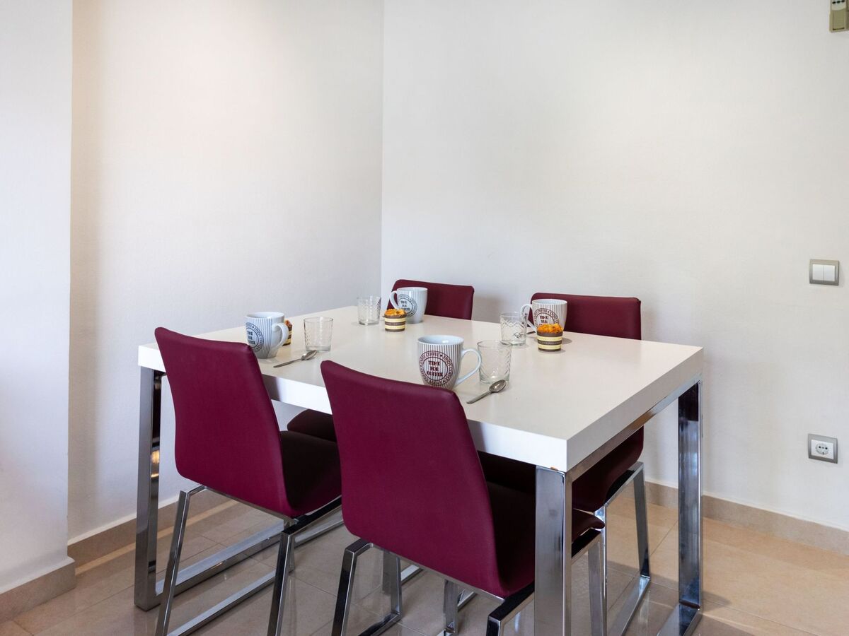 Turo Park – Appartement 3 chambres à 50 m de la plage - Photo 9