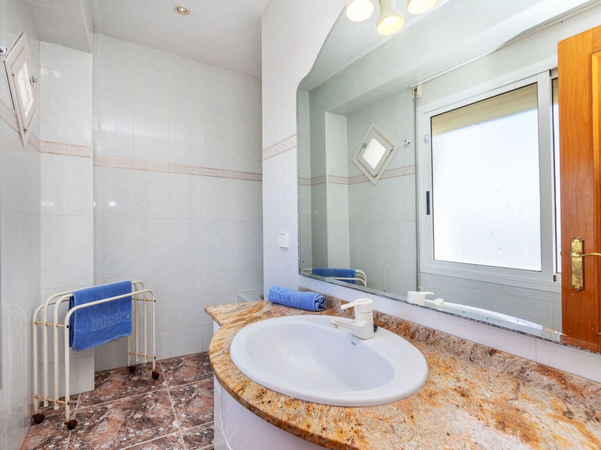 Jazmin, appartement 3 chambres face à la mer à Salou - Photo 11