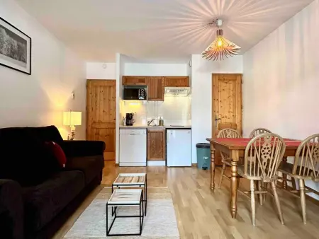 Appartement 28 m² avec terrasse, parking et piscine : photo 7