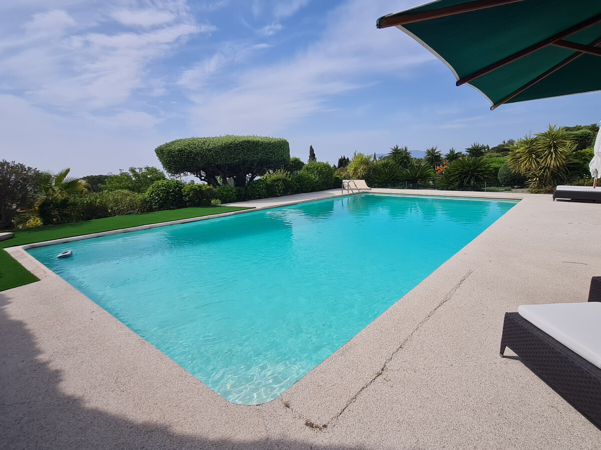 Villa 6 chambres, piscine et vue mer panoramique à Grimaud - Photo 1