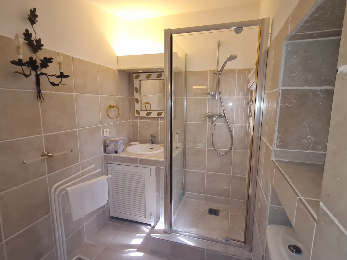 Villa 6 chambres, piscine et vue mer panoramique à Grimaud - Photo 27