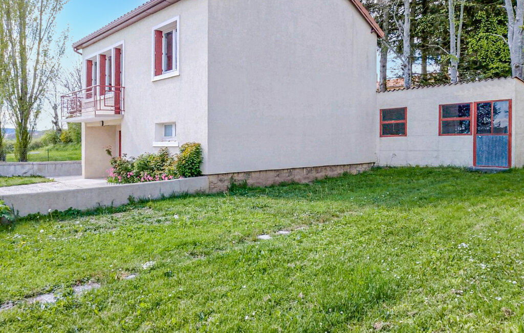 Maison 3 chambres avec jardin à Céaux-d'Allègre - Photo 6