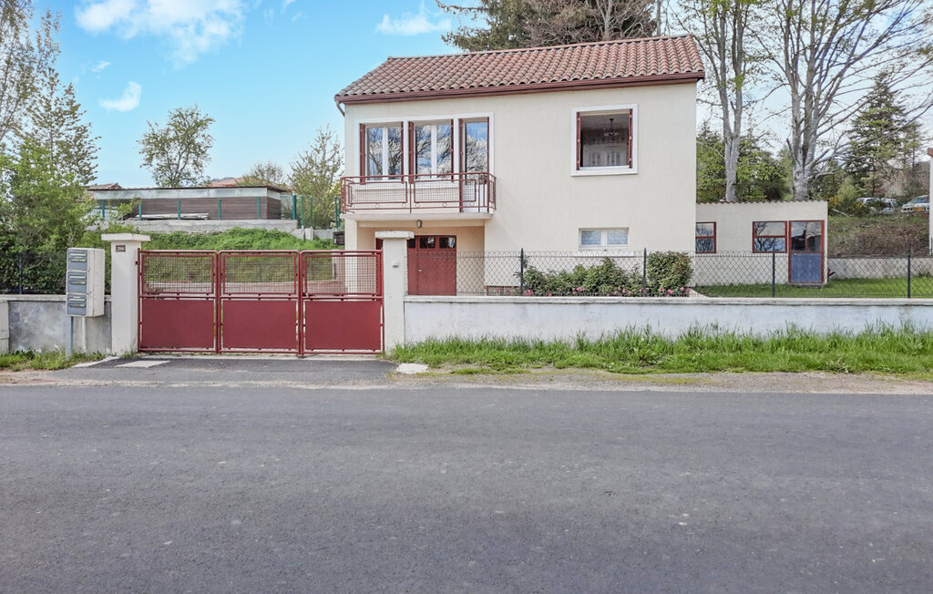 Maison 3 chambres avec jardin à Céaux-d'Allègre - Photo 8