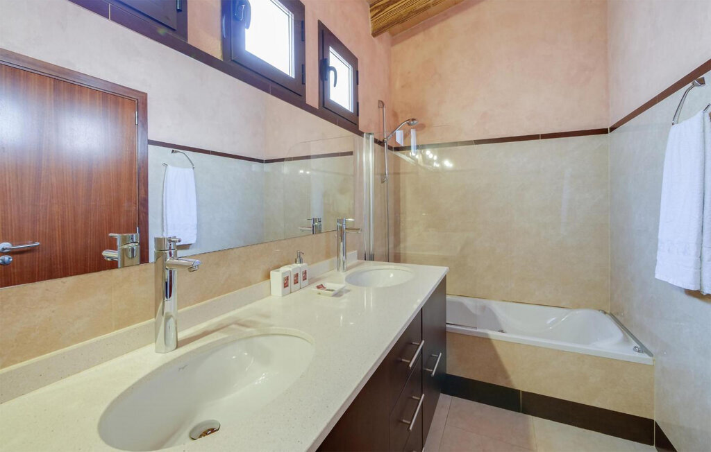 Magdalena Amengual Ordinas, Maison 7 personnes à Santa María del Camí - Photo 28