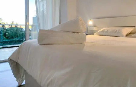 Appartement vue mer avec piscine commune à Marbella : photo 11