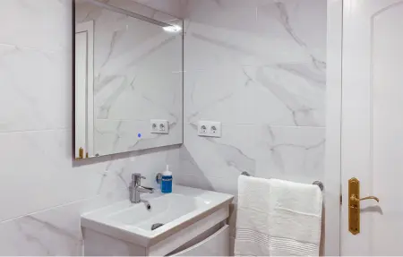 Appartement vue mer avec piscine commune à Marbella : photo 14