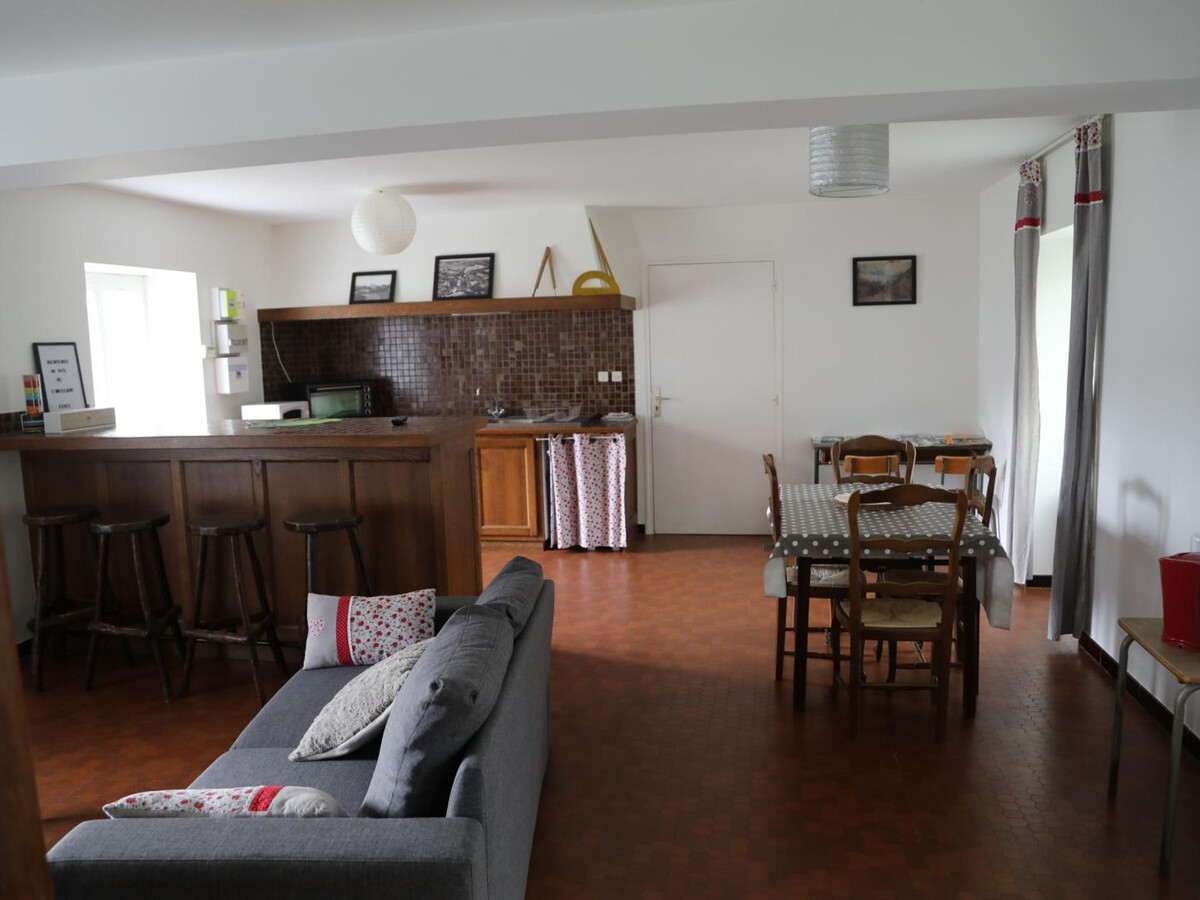 Gîte en ancienne école, 4 pers., animaux, parking - Photo 9