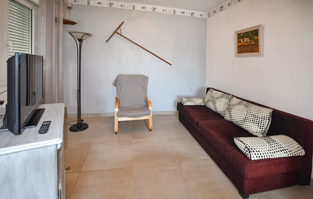 Maison 6 pers. à Sorgues, jardin 495m² et barbecue - Photo 3