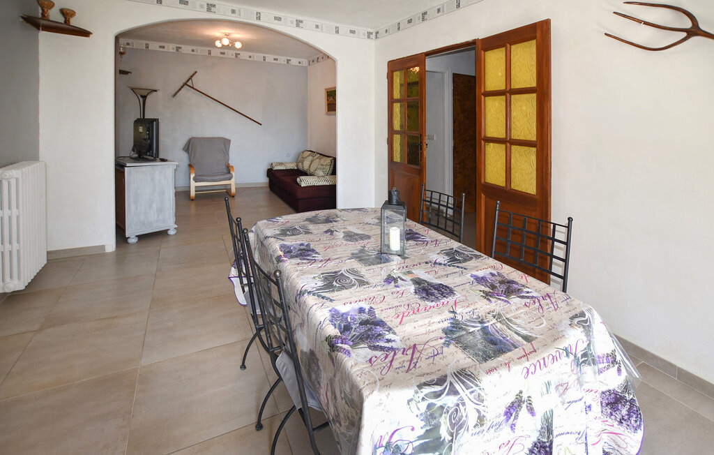 Maison 6 pers. à Sorgues, jardin 495m² et barbecue - Photo 4
