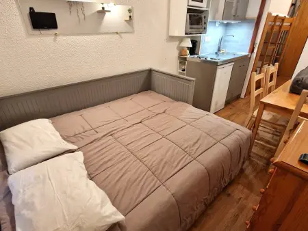 Studio rénové 2-3 personnes à Valfréjus, balcon et vue piste - Photo 9