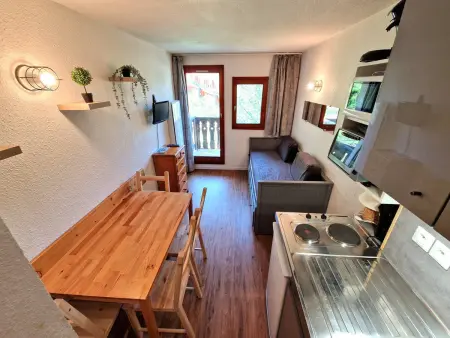 Studio rénové 2-3 personnes à Valfréjus, balcon et vue piste - Photo 10