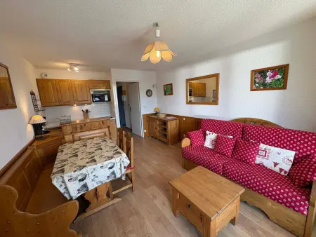 Appartement 2 pièces avec balcon plein sud, vue montagne - Les Saisies : photo 7