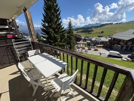 Appartement 2 pièces avec balcon plein sud, vue montagne - Les Saisies : photo 11