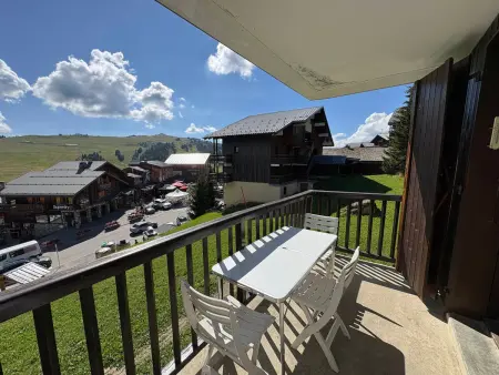 Appartement 2 pièces avec balcon plein sud, vue montagne - Les Saisies : photo 12