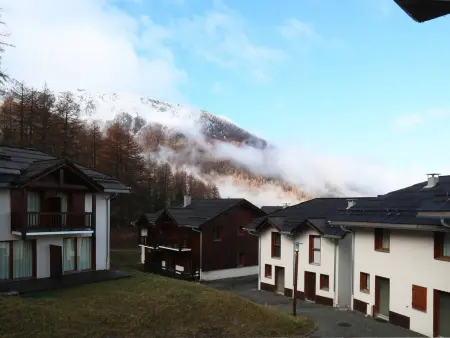 Chalet mitoyen aux Orres 1800 avec piscine, sauna, hammam, parking et prestations incluses - Photo 9