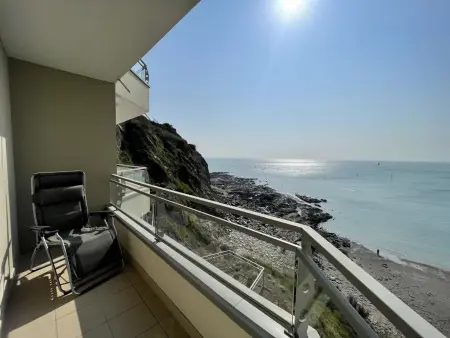 Location appartement à Granville, Appartement F3 à 600m du centre ville, vue sur mer, balcon