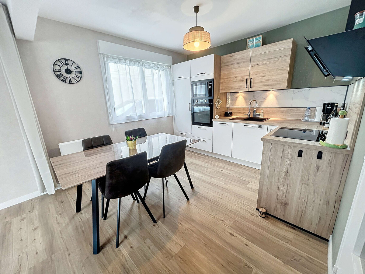 Appartement rénové 100m plage, parking privé à Jullouville - Photo 7
