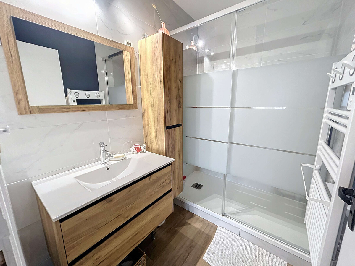 Appartement rénové 100m plage, parking privé à Jullouville - Photo 14