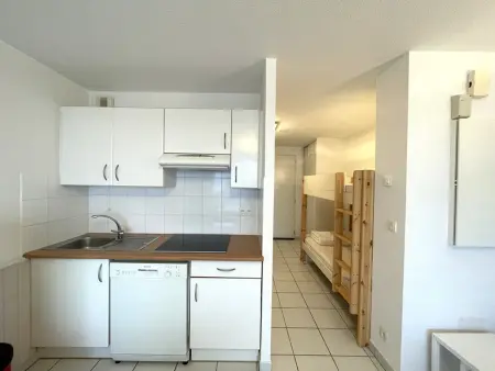 Studio confortable avec balcon et parking à Vieux-Boucau : photo 7