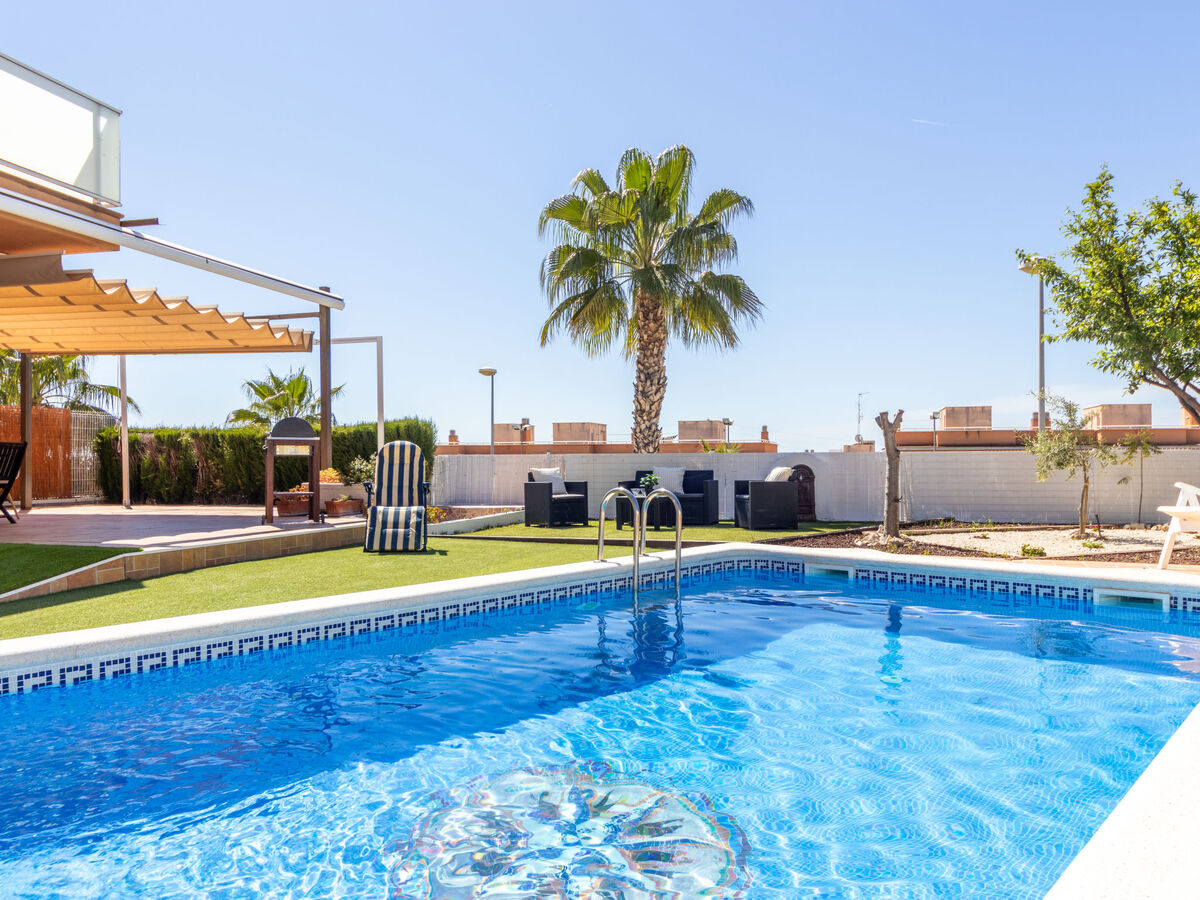 Cal 5inc – Maison 3 chambres avec piscine à Creixell - Photo 1