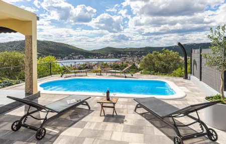 Location maison à Vinisce