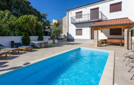 Location maison de vacances à Novi Vinodolski