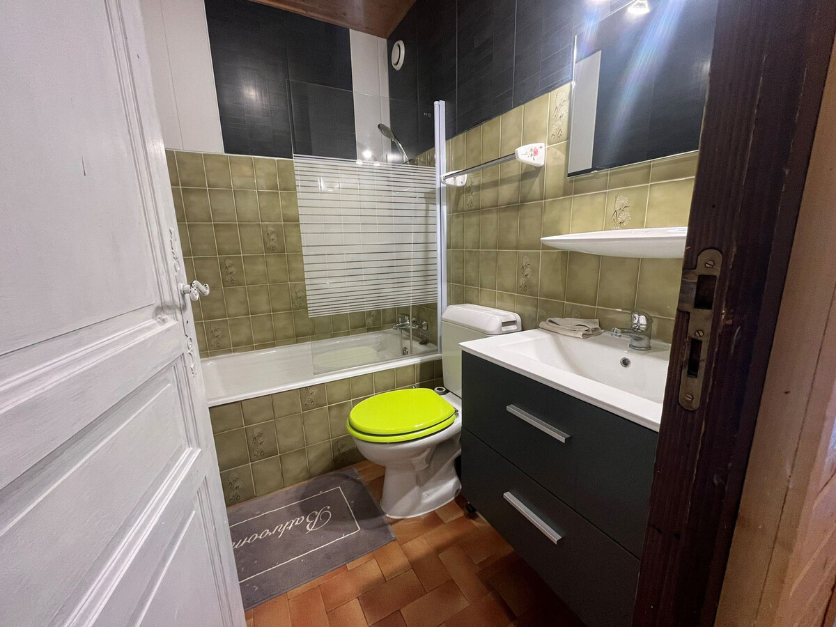 Studio 24 m² balcon sud, parking – Châtel - Photo 8