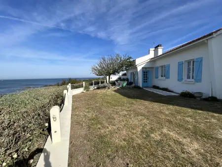 Location maison à Noirmoutier en l'Île, Maison de 5 pièces avec jardin clos et vue sur mer à lHerbaudière