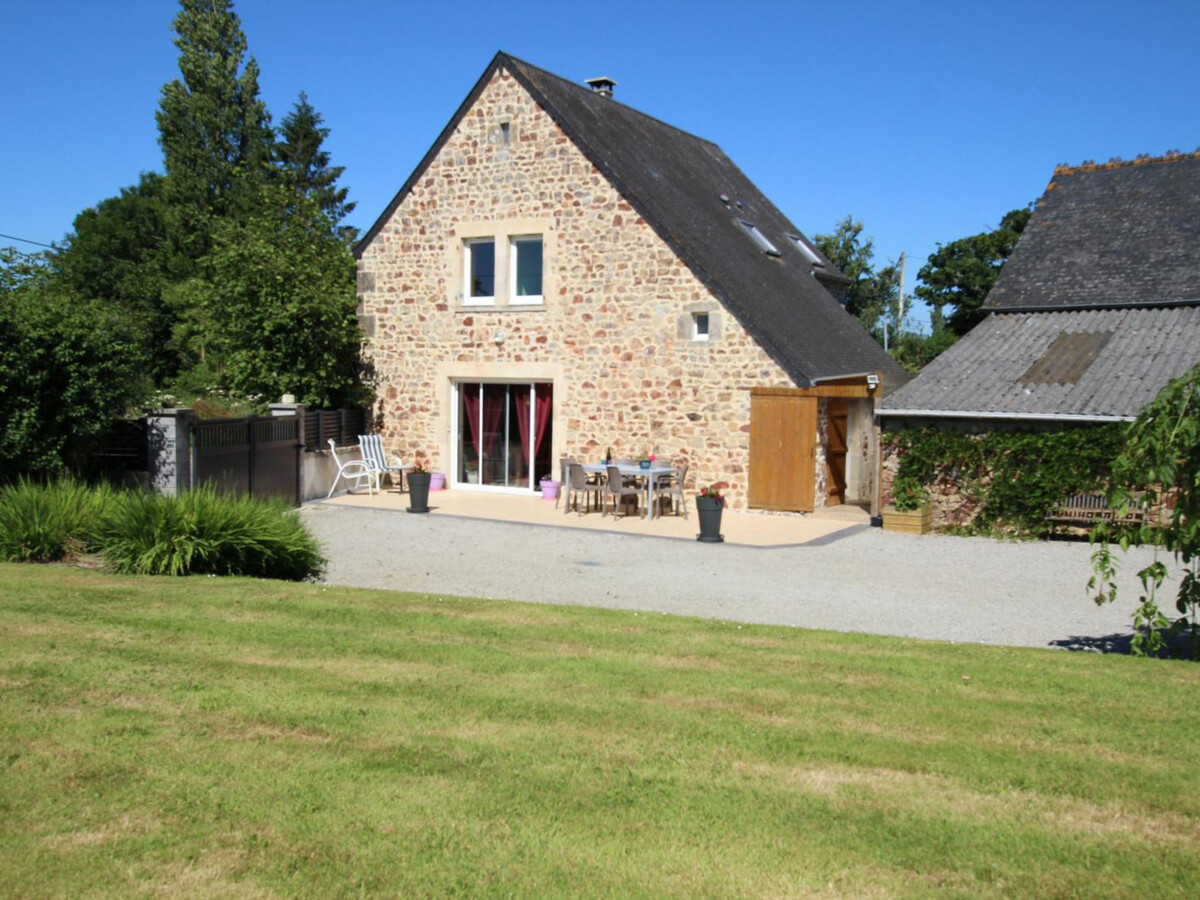 Gîte à la ferme 6 personnes avec terrain clos à Biniville - Photo 1