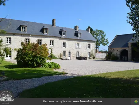 Location gite à Sainte Marie du Mont, Maison Normande près dUtah Beach, animaux acceptés