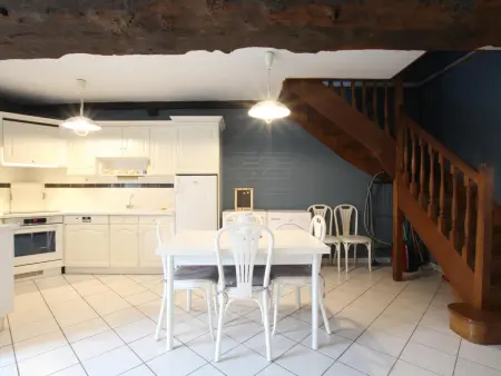 Gîte à Pontorson : maison à l'ancienne ferme avec terrasse - Photo 2