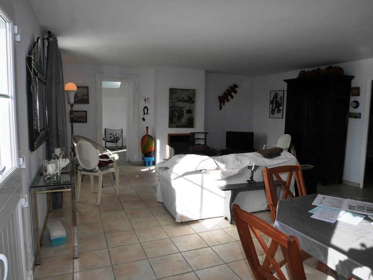 Maison 4 chambres Sauzon : vue mer, terrain clos 1000m² - Photo 6