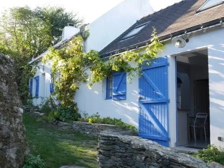 Location maison à Locmaria, Maison traditionnelle près de la plage à Samzun, Locmaria