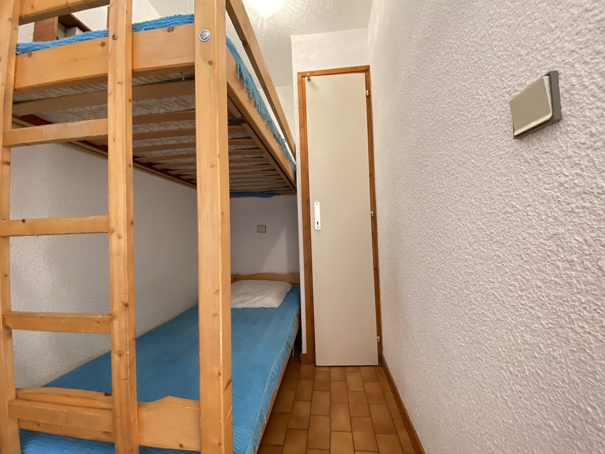 Studio cabine 4 pers. à 300m des pistes, parking privé - Photo 7