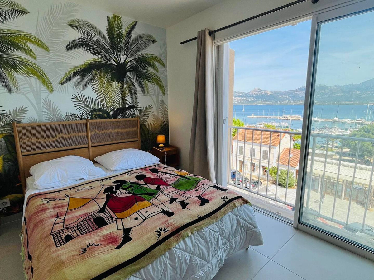 Appartement 2 pièces Calvi, vue mer, 200m du port - Photo 2