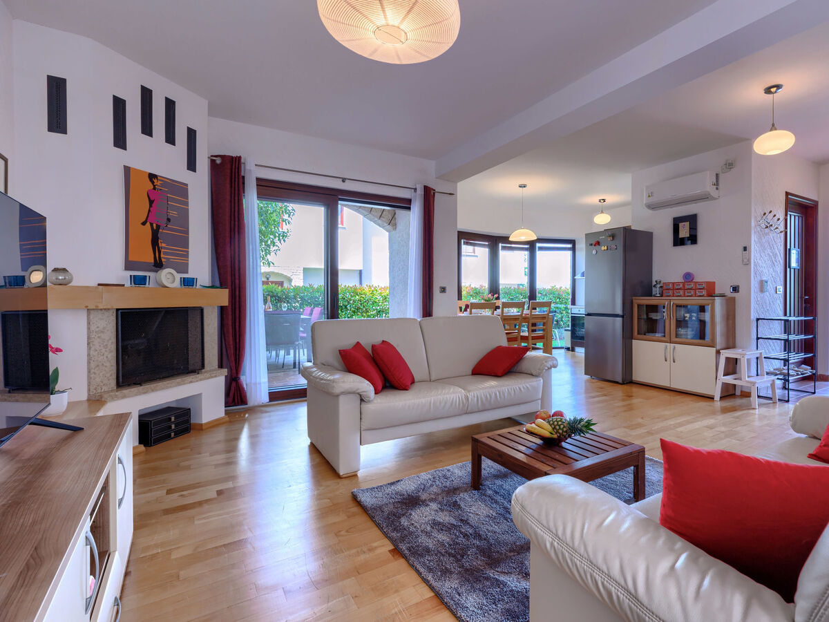 Maison Dlan à Tar, 3 chambres avec piscine - Photo 15