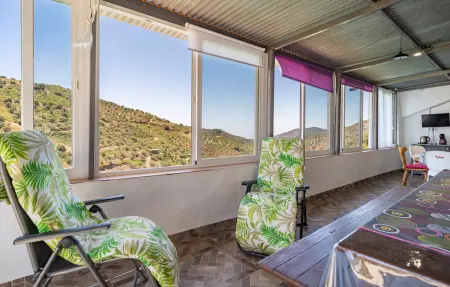 Maison avec piscine à Canillas de Albaidas, vue sur les collines : photo 3