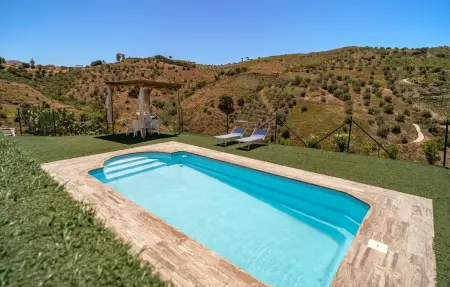 Maison avec piscine à Canillas de Albaidas, vue sur les collines : photo 13