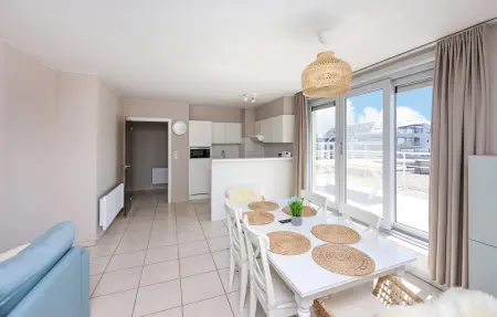 Appartement 2 chambres face mer et plage, Oostende : photo 4