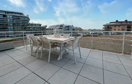 Appartement 2 chambres face mer et plage, Oostende : photo 13