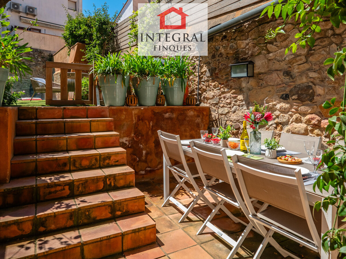 Maison de village avec piscine, 300m de la plage à Palamós - Photo 10