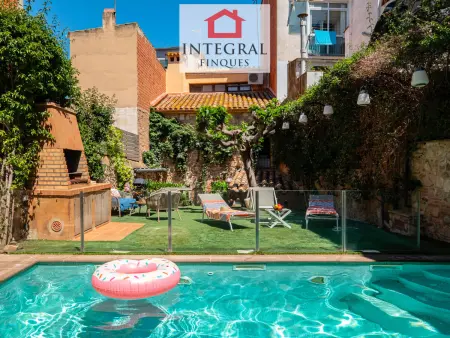 Location maison à Palamós, Maison de Village avec Piscine Privée à 200m de la Plage, Centre de Palamós