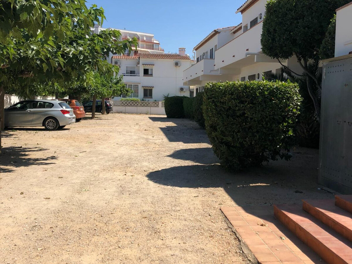 Appartement 1ère ligne de mer à Empuriabrava avec parking - Photo 7