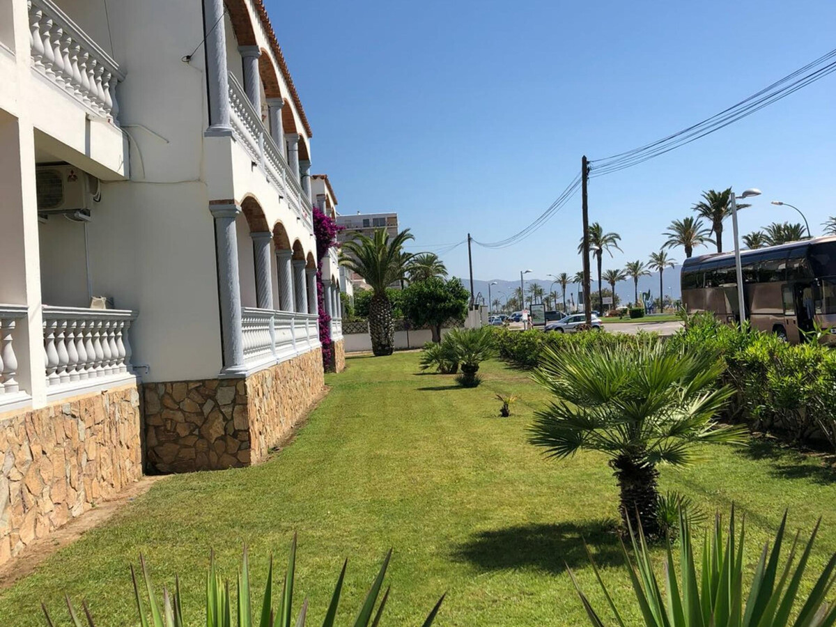 Appartement 1ère ligne de mer à Empuriabrava avec parking - Photo 13