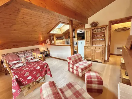 Location appartement à Megève, Appartement cosy 2P+cabine, 6 couchages, proche télécabine Jaillet et centre, balcon Sud, garage privé