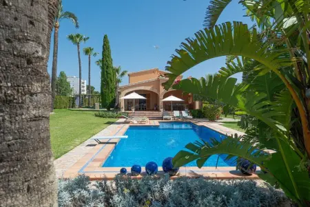 Mulholland Villa – Piscine d'eau salée et jardin à Son Bauló : photo 8